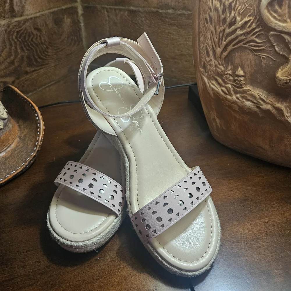 Jessica Simpson Light Pink Sandals💗